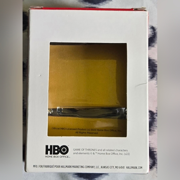 NEW GAME OF THRONES ORNAMENT - Picture 3 of 4